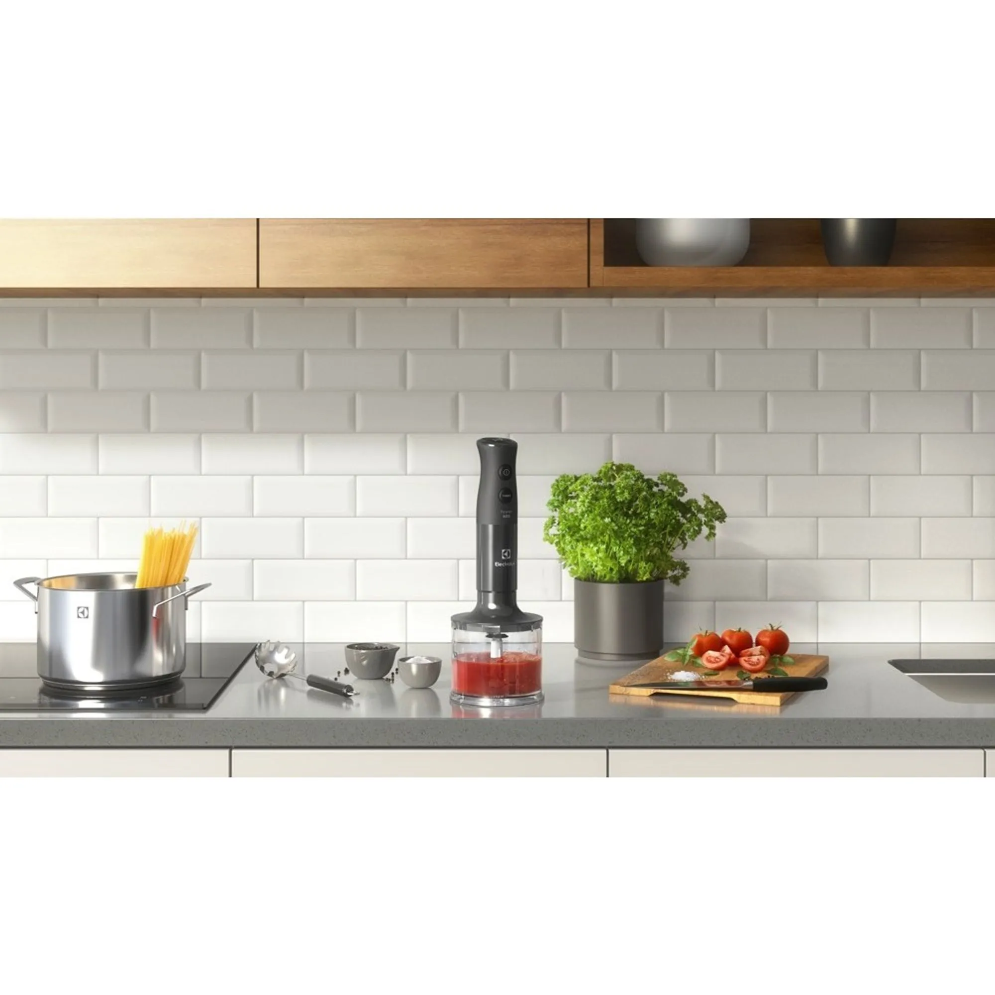 Mixer 3 em 1 Electrolux Preto 400W com Tecnologia TruFlow (EIB10)